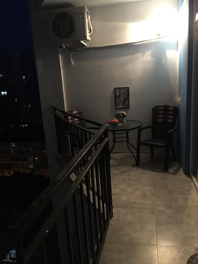 Tamuna'S Cozy Apartment Batumi Exterior photo